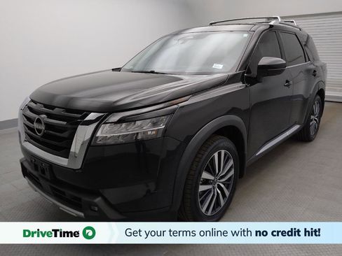 Used 2022 Nissan Pathfinder Platinum w/ Cargo Package FWD image 1