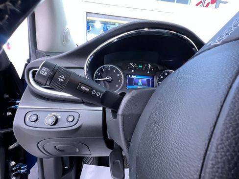 Used 2020 Buick Encore Sport Touring FWD image 18