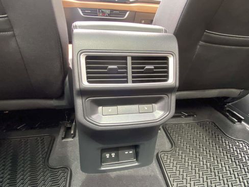 Certified 2025 Volkswagen Atlas Cross Sport SEL AWD/4WD image 26