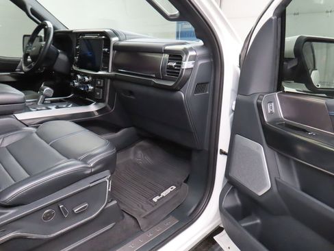 Used 2024 Ford F150 Platinum AWD/4WD image 45