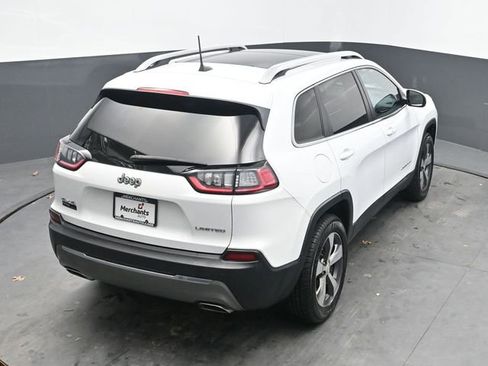 Used 2019 Jeep Cherokee Limited image 30