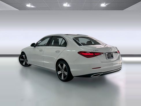 Used 2023 Mercedes-Benz C 300 Sedan image 3
