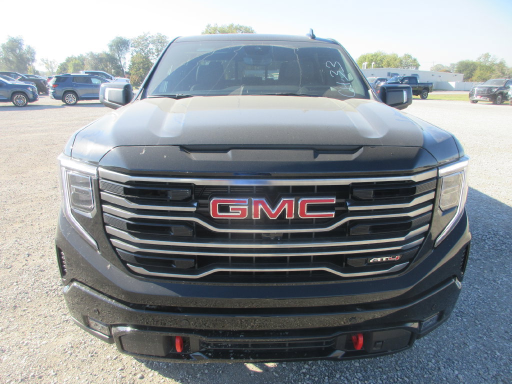 New 2026 GMC Sierra 1500 AT4 w/ AT4 Premium Package AWD/4WD image 11
