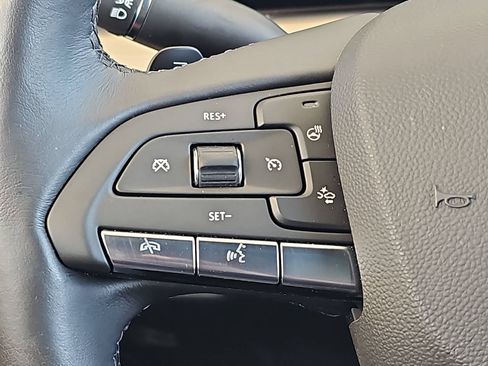 Certified 2024 Cadillac XT4 Premium Luxury w/ Cold Weather Package FWD image 17
