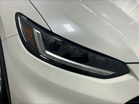 Used 2025 Honda HR-V LX image 32