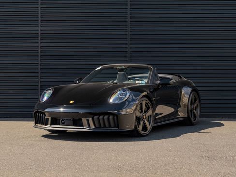 New 2026 Porsche 911 GTS image 1