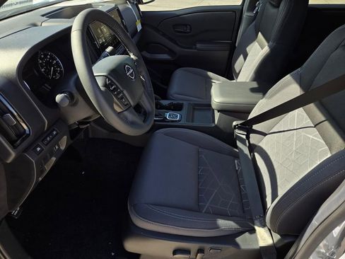 New 2026 Nissan Frontier SV image 18