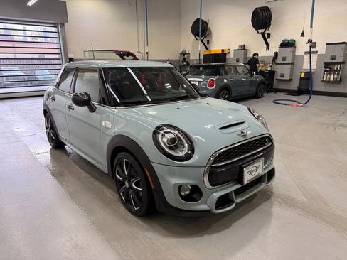 Used 2019 MINI Cooper S image 7