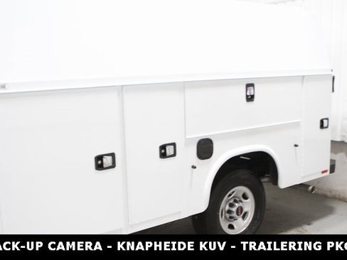 New 2025 GMC Savana 3500 w/ Power Convenience Package image 10