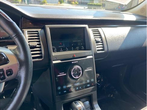 Used 2019 Ford Flex Limited image 8