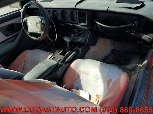 Used 1990 Pontiac Firebird Formula image 9