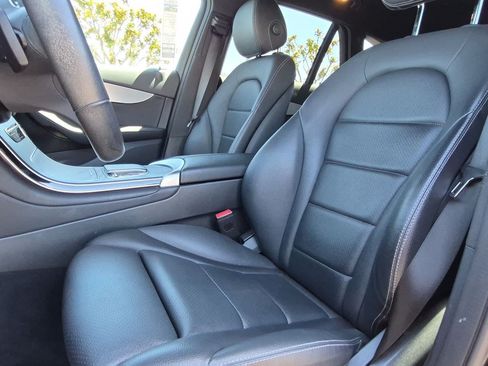 Used 2022 Mercedes-Benz GLC 300 image 18