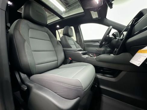 New 2026 GMC Terrain AT4 w/ Technology Package II image 28