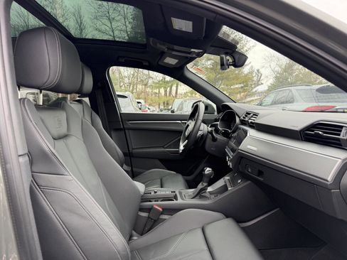 Used 2023 Audi Q3 2.0T Premium Plus w/ Premium Plus Package image 15