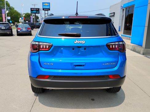 Used 2023 Jeep Compass Limited AWD/4WD image 8