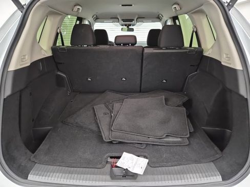 Used 2024 Nissan Rogue SV image 8