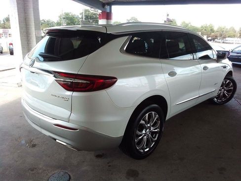 Used 2018 Buick Enclave Avenir w/ Avenir Technology Package AWD/4WD image 5