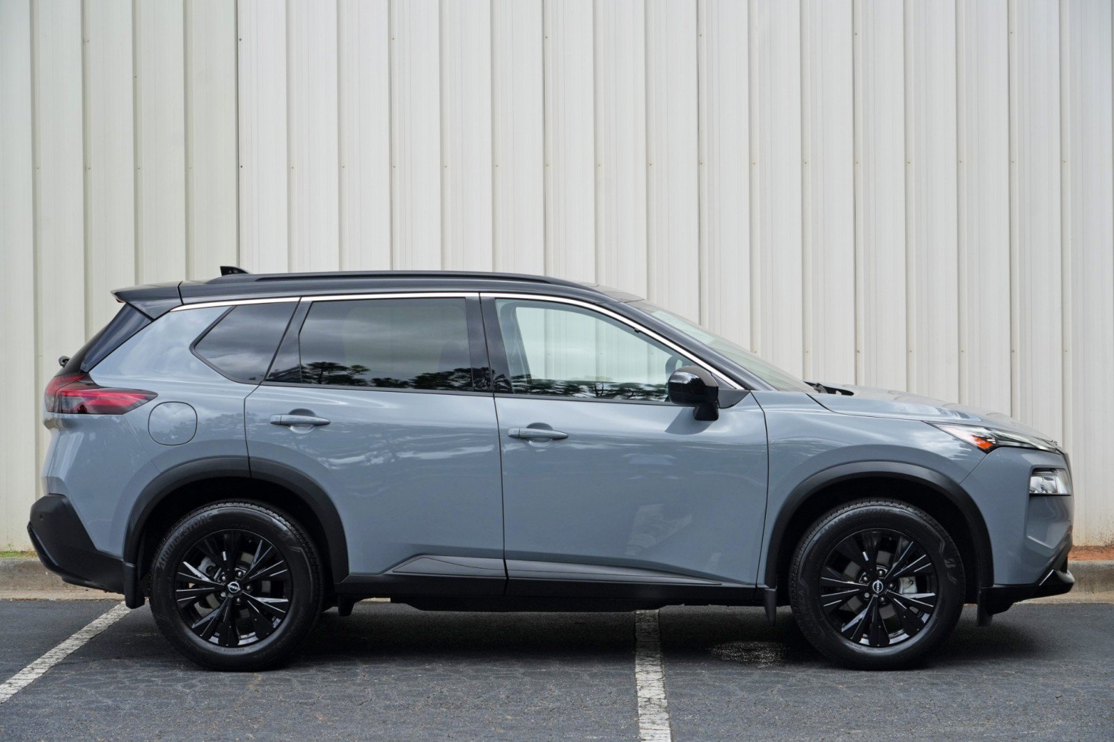Used 2023 Nissan Rogue SV w/ SV Premium B Package FWD image 48