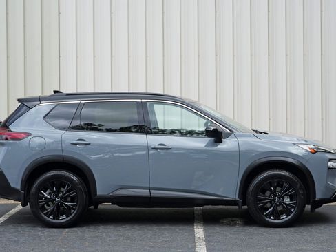 Used 2023 Nissan Rogue SV w/ SV Premium B Package FWD image 48