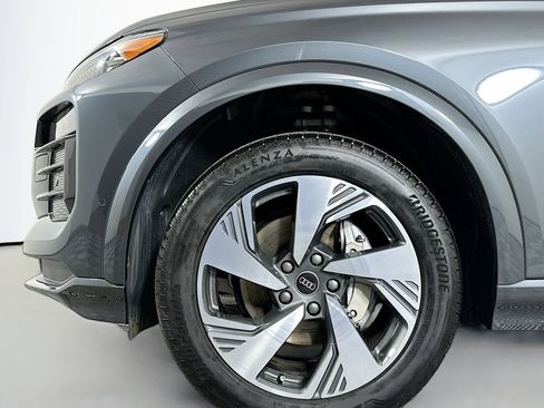Used 2025 Audi Q6 e-tron Premium Plus w/ Premium Plus image 12