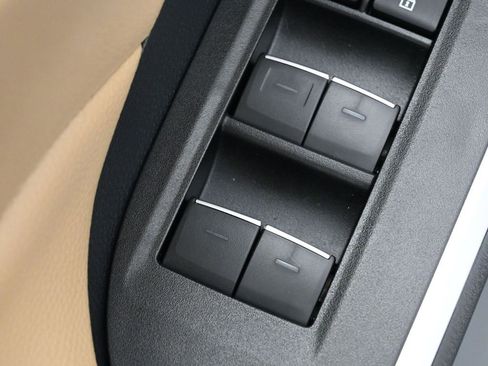 Used 2025 Toyota RAV4 XLE image 14