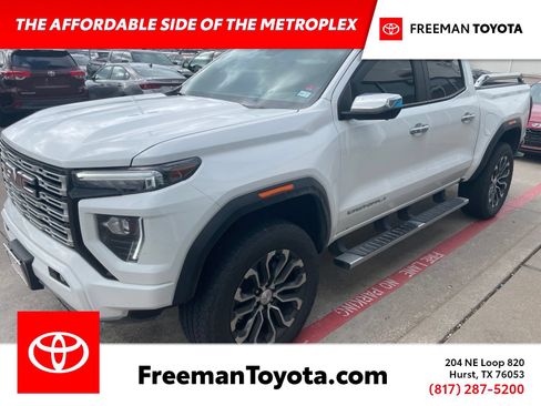 Used 2024 GMC Canyon Denali AWD/4WD image 1