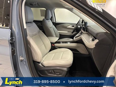 New 2026 Ford Explorer Active AWD/4WD image 7