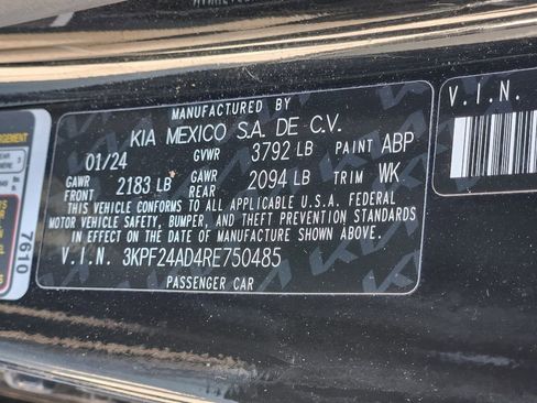 Used 2024 Kia Forte LXS image 33