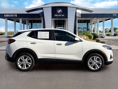 Used 2023 Buick Encore GX Preferred w/ Cold Weather Comfort Package FWD image 3