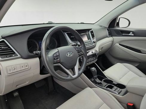 Used 2017 Hyundai Tucson Value AWD/4WD image 9