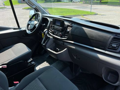 Used 2025 Ford Transit 250 Low Roof w/ Exterior Upgrade Package RWD image 34
