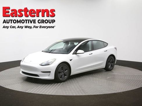 Used 2023 Tesla Model 3 Standard Range image 55