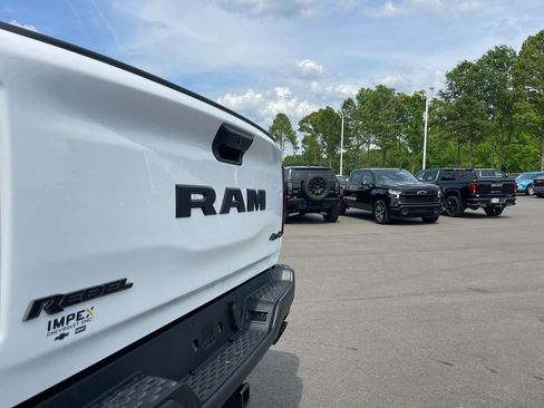 Used 2025 RAM 1500 Rebel image 30