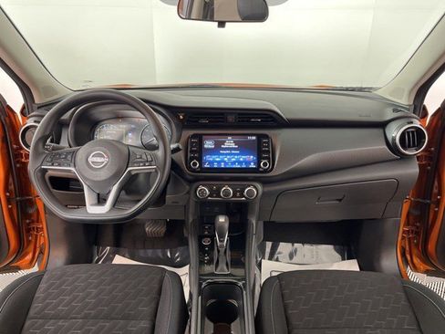 Used 2023 Nissan Kicks SV image 31