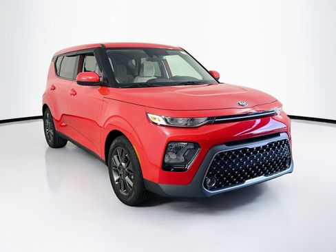 Used 2021 Kia Soul EX image 3