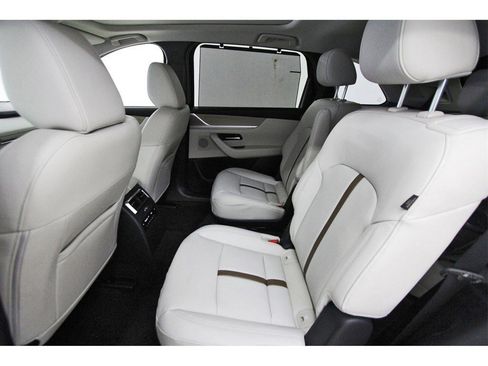 Used 2025 MAZDA CX-90 3.3 Turbo w/ Premium Plus Pkg image 11