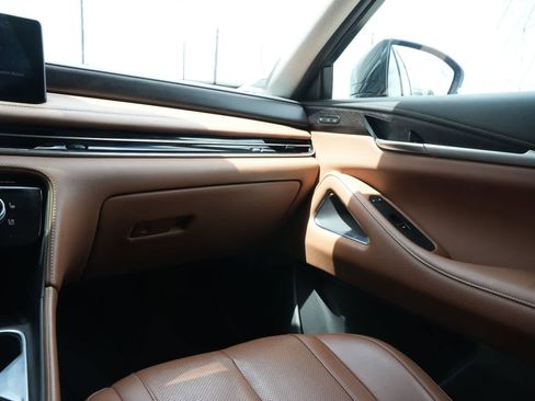 Certified 2023 INFINITI QX60 Sensory w/ Vision Package image 8