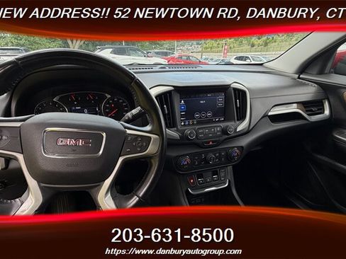 Used 2018 GMC Terrain SLE w/ Driver Convenience Package AWD/4WD image 17