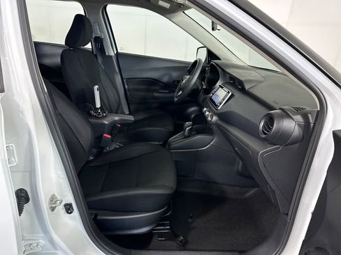 Used 2025 Nissan Kicks Play S FWD image 28