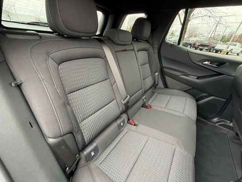 Used 2025 Chevrolet Equinox LT image 24