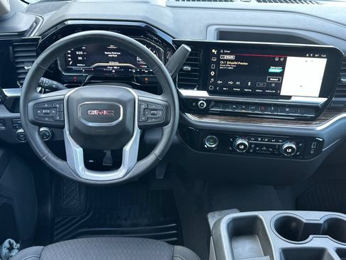 Used 2023 GMC Sierra 1500 SLE AWD/4WD image 14