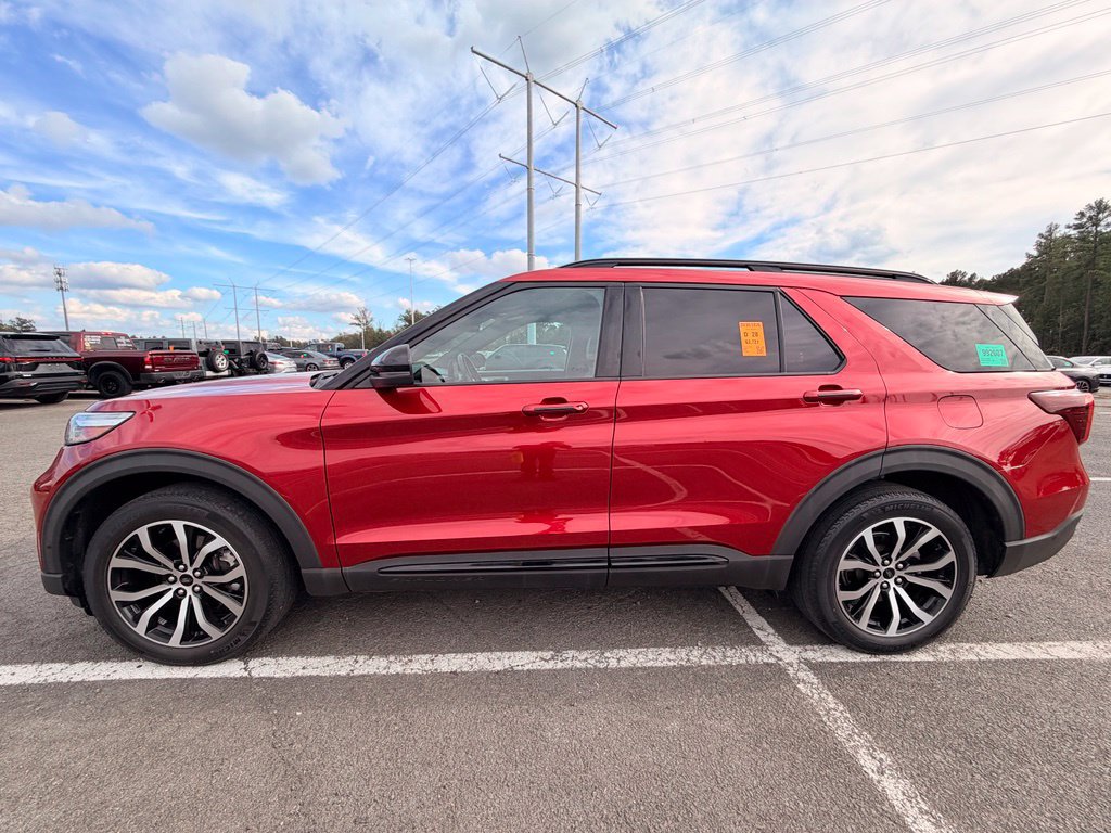 Used 2020 Ford Explorer ST w/ Premium Technology Package AWD/4WD image 5