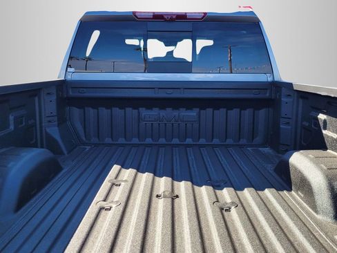 New 2026 GMC Sierra 2500 Denali w/ Denali Reserve Package image 7