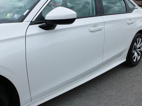 Used 2023 Honda Civic LX image 41