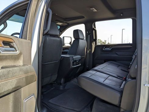 Used 2024 Chevrolet Silverado 2500 High Country w/ Technology Package image 51