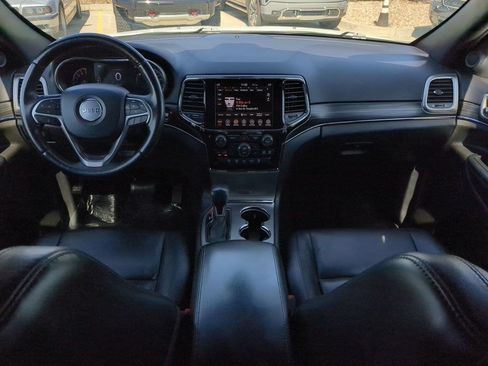 Used 2019 Jeep Grand Cherokee Limited AWD/4WD image 26