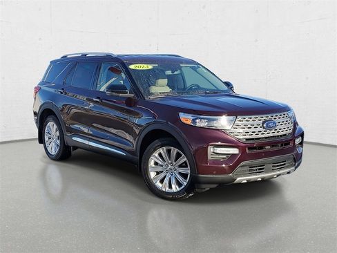 Used 2023 Ford Explorer Limited w/ Hybrid Equipment Group 310A image 2