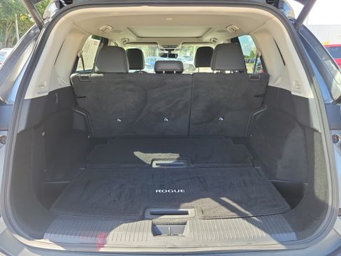 Certified 2022 Nissan Rogue SL FWD image 11