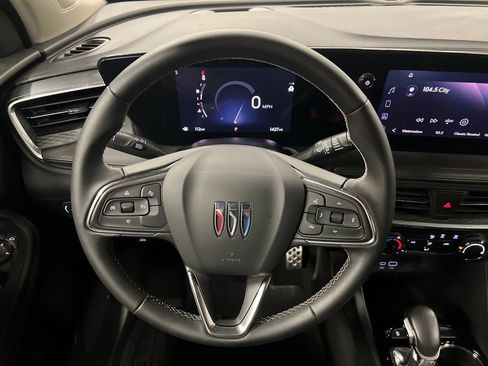 Certified 2024 Buick Encore GX Preferred AWD/4WD image 19