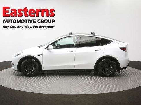 Used 2021 Tesla Model Y Long Range image 57